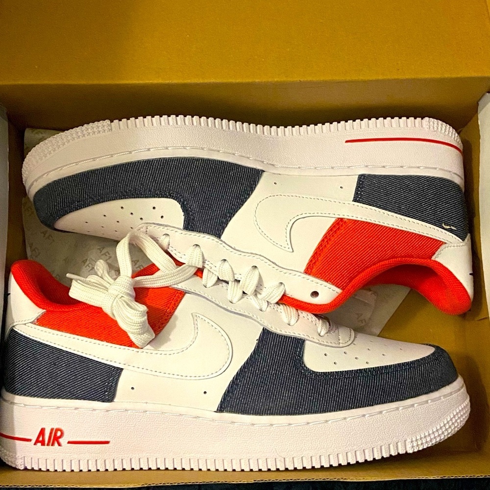 Brand new, never worn nike air forces 🔥